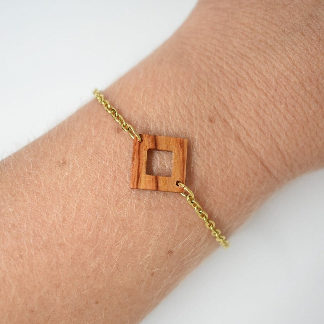 Pulsera cuadrada de madera - Dorada