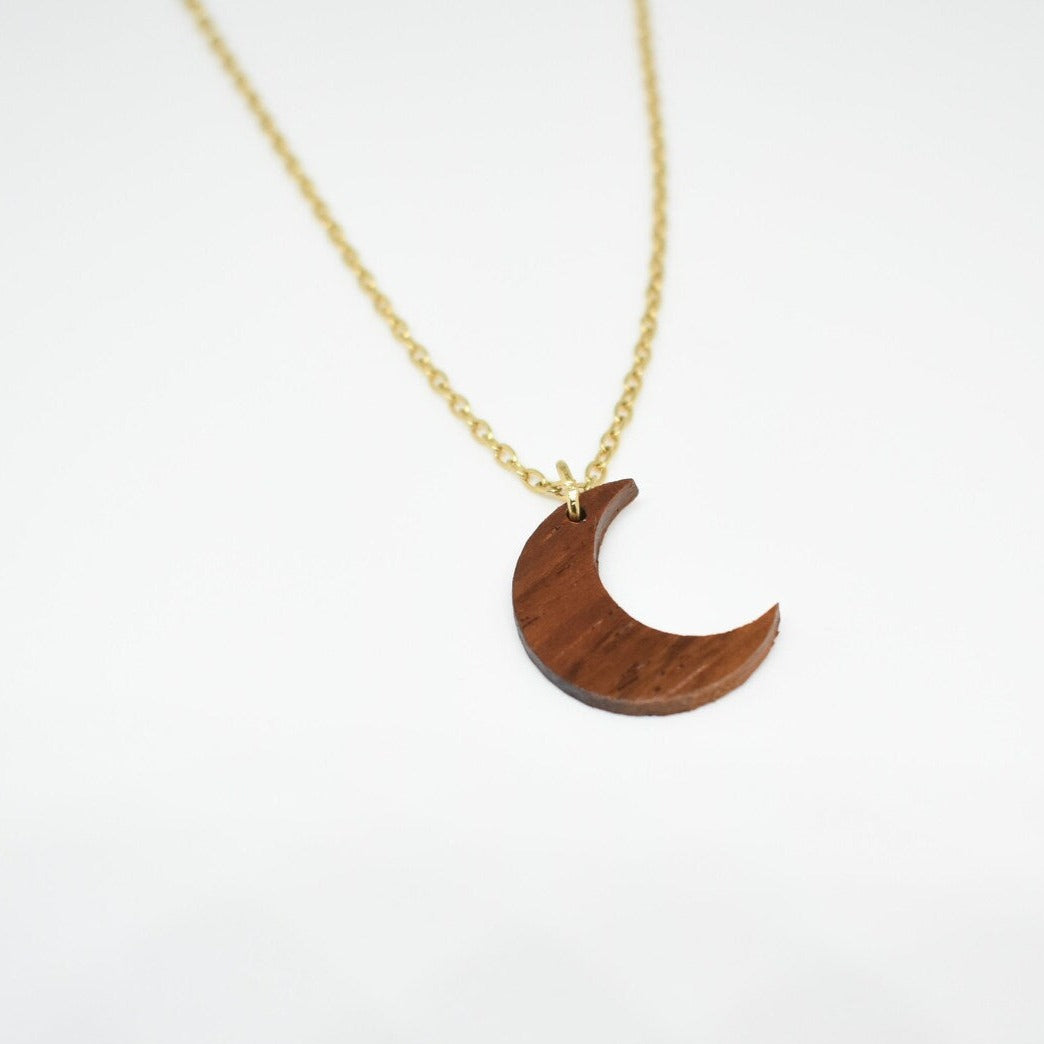 Half-moon wooden necklace - Gold