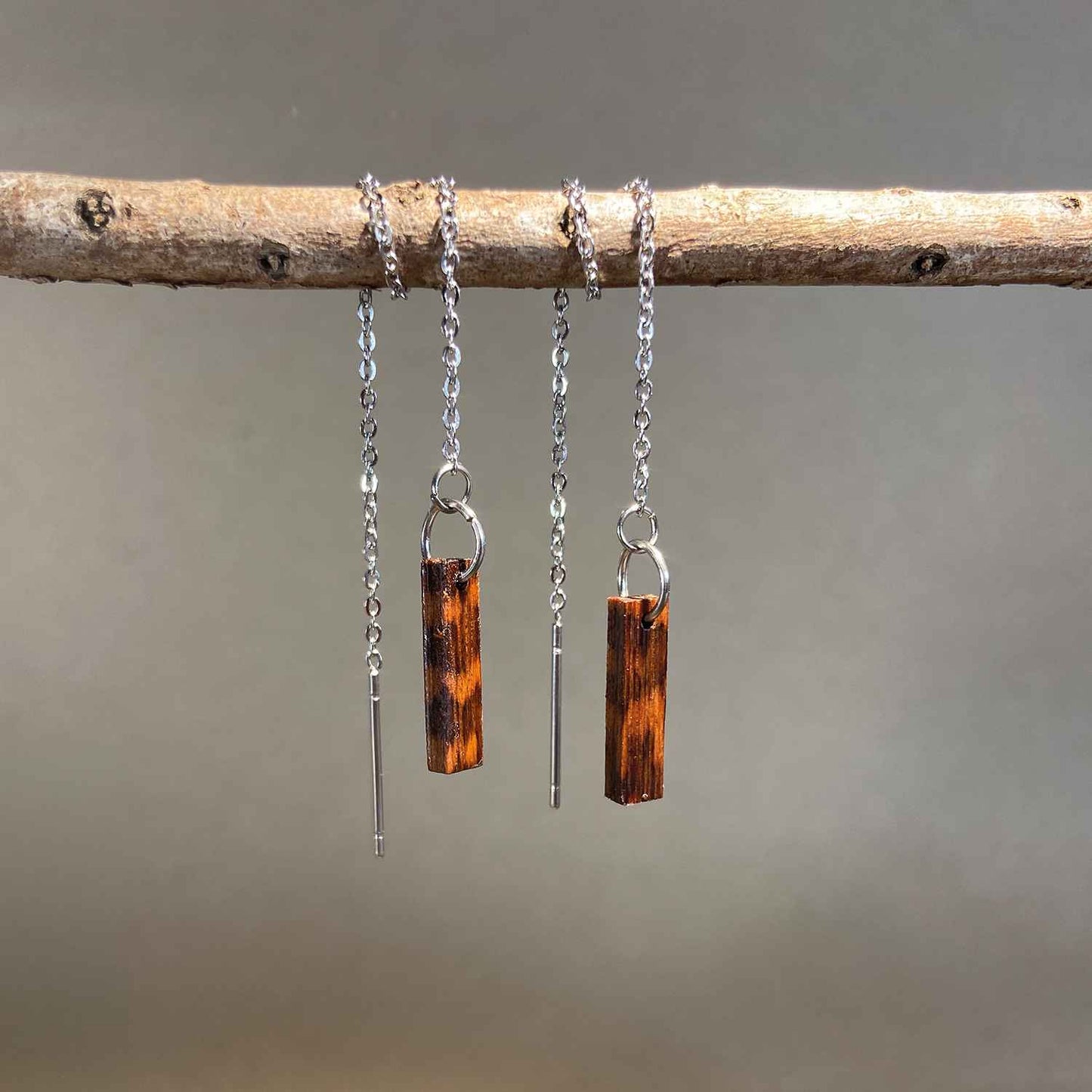 Chaînettes multi-positions en bois - Argentées