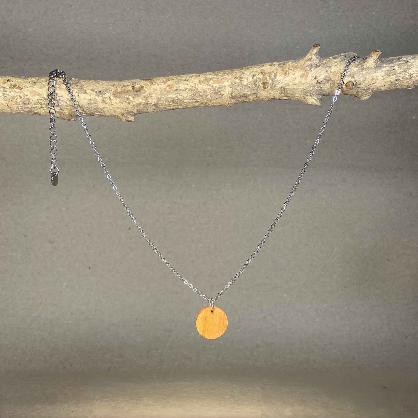 Collier rond en bois - Argenté