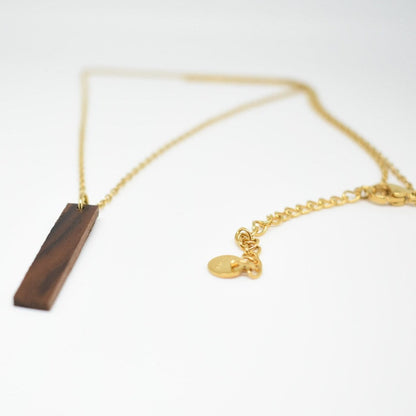 Collier barre
