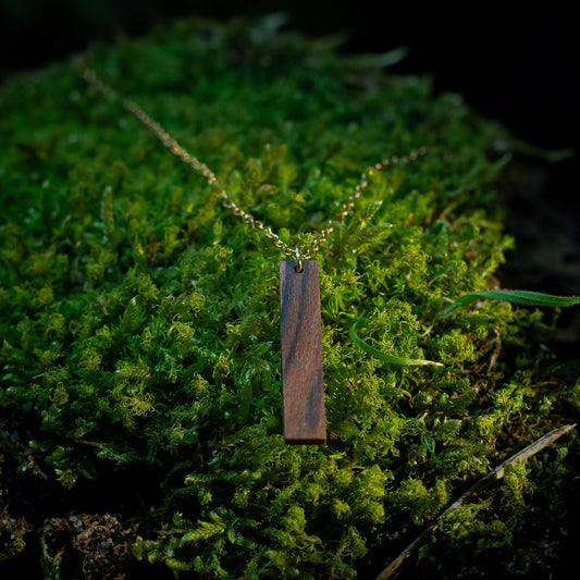 Collier barre en bois - Doré